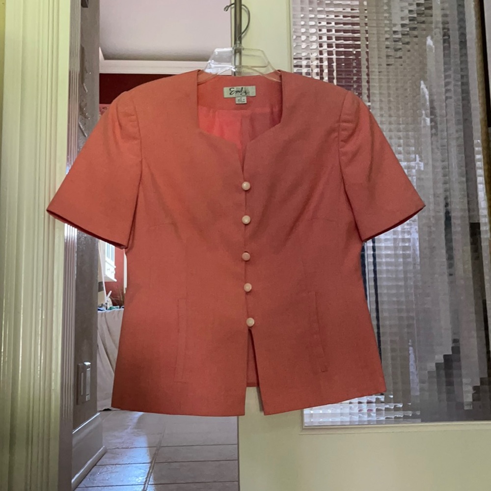 Women’s short sleeve blazer